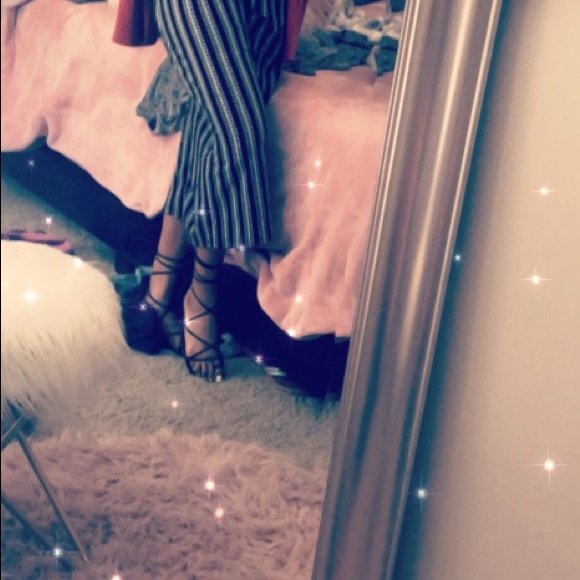 Forever 21 Lace Up Sandals - Picture 3 of 3